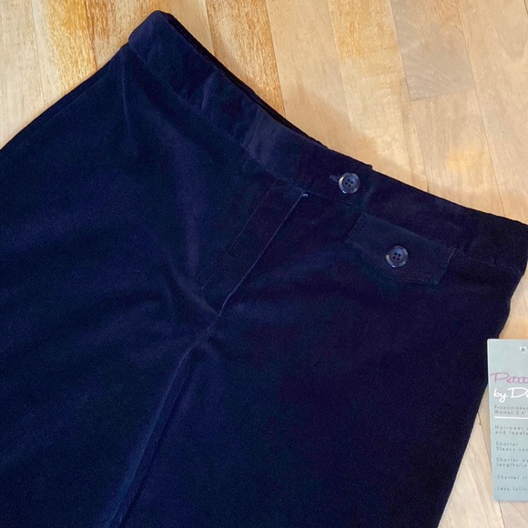⭐️ HP PANTOLOGY Navy Corduroy Gauchos - Picture 3 of 10